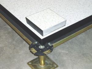 硫酸钙防静电地板组装